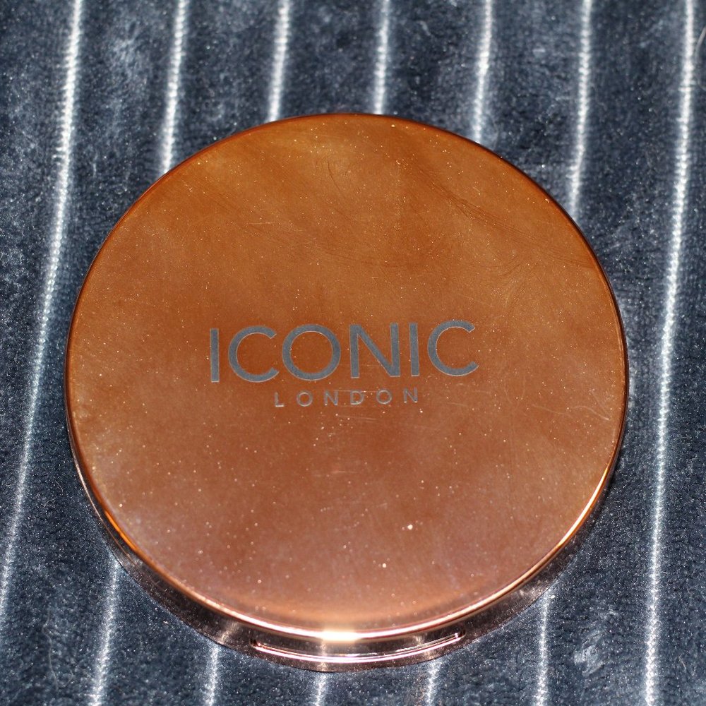 IONIC London bronzer